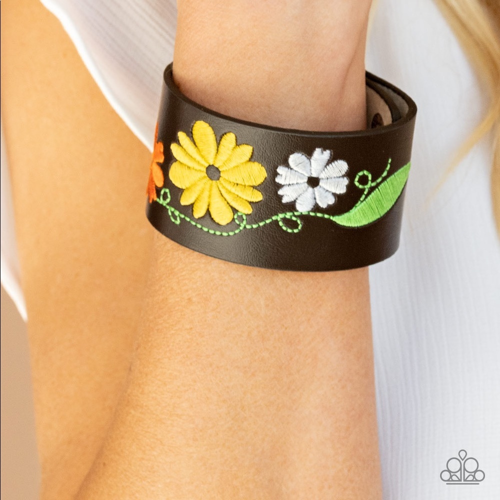 Yellow Leather snap bracelet